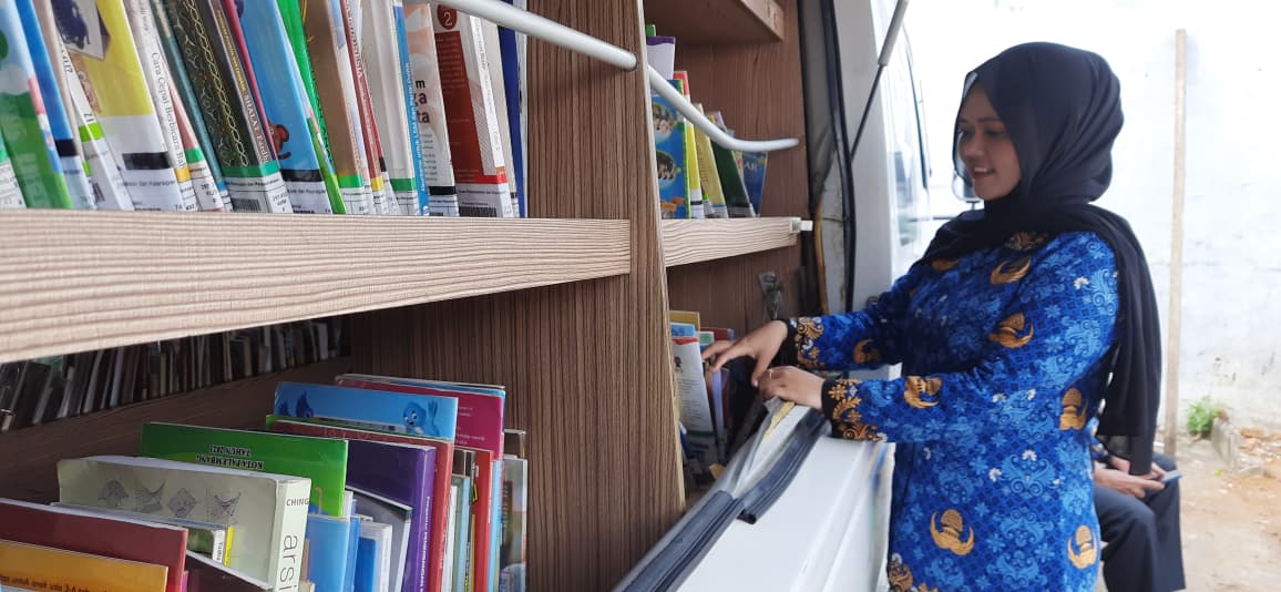 Perkuat Budaya Literasi, Perpustakaan Keliling Palembang Ramaikan Open Campus Universitas IGM 2026