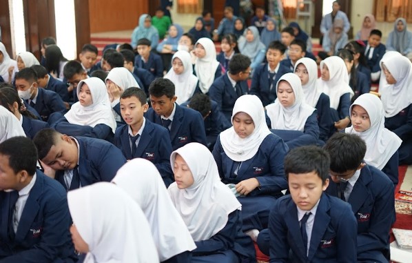 Kokurikuler Suara Demokrasi Warnai Pembelajaran SMP LTI Indo Global Mandiri