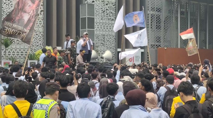 Didemo Mahasiswa soal Karhutla, Herman Deru Akhirnya Minta Maaf
